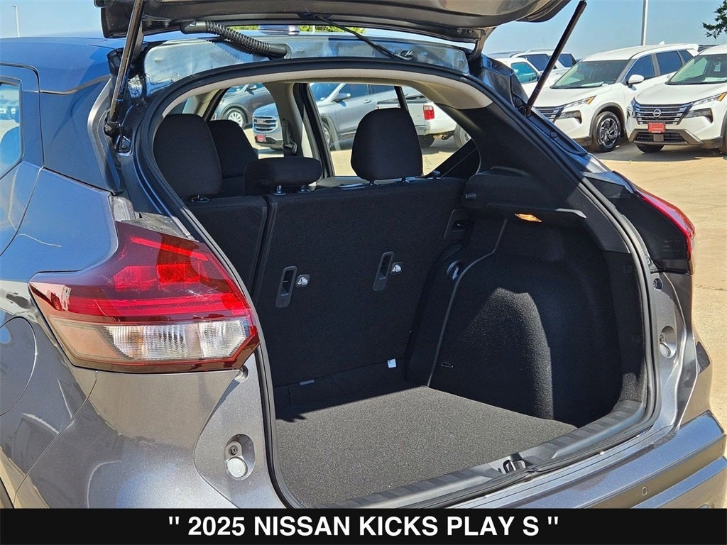 2025 Nissan Kicks Play S