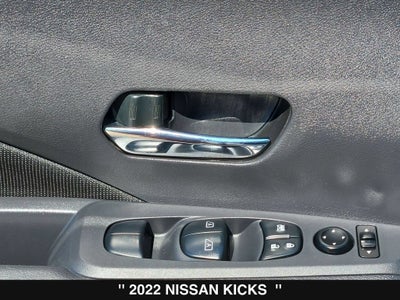 2022 Nissan Kicks SV