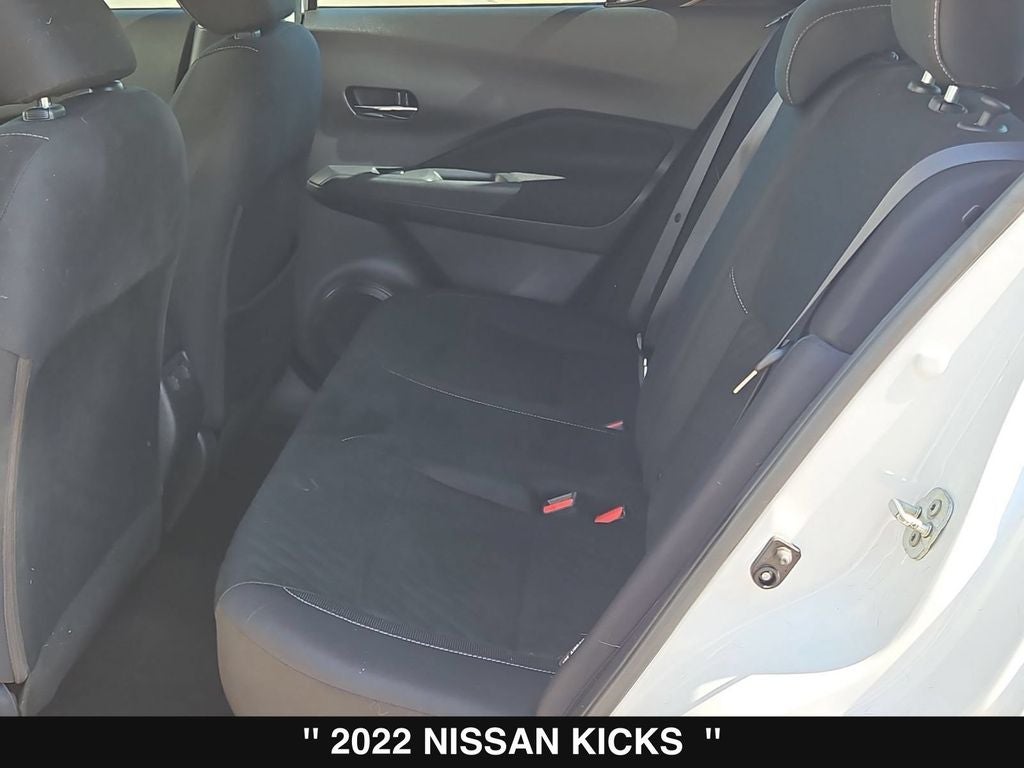 2022 Nissan Kicks SV