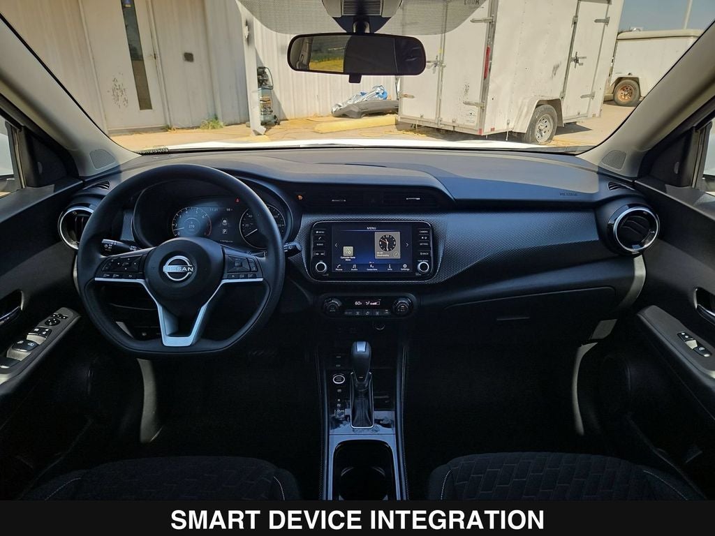 2022 Nissan Kicks SV