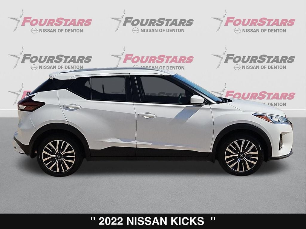 2022 Nissan Kicks SV