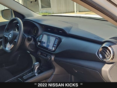 2022 Nissan Kicks SV