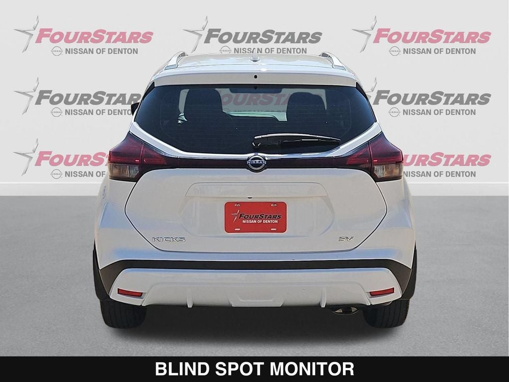 2022 Nissan Kicks SV