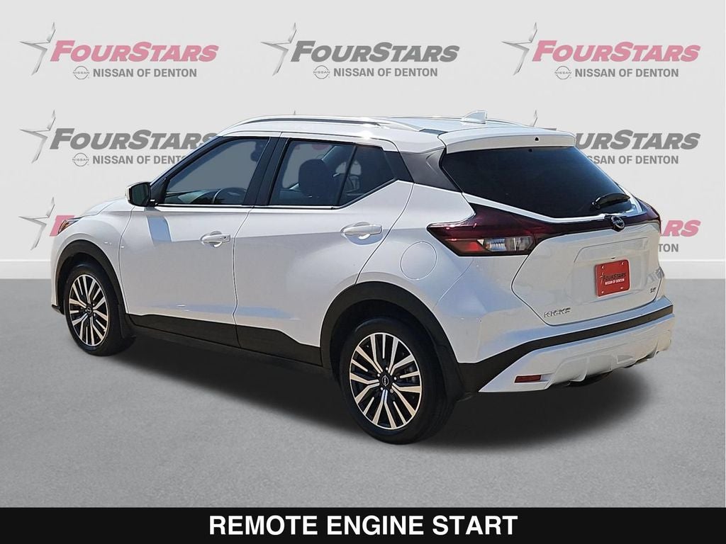 2022 Nissan Kicks SV