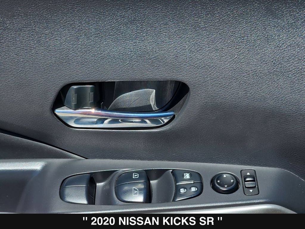 2020 Nissan Kicks SR