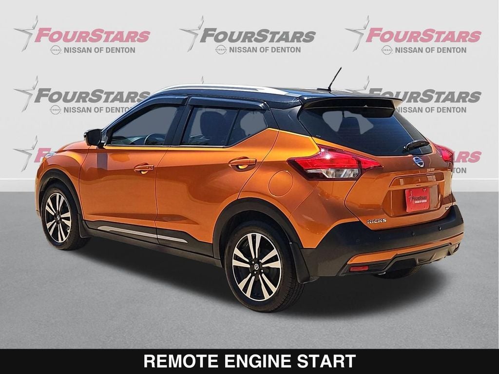 2020 Nissan Kicks SR