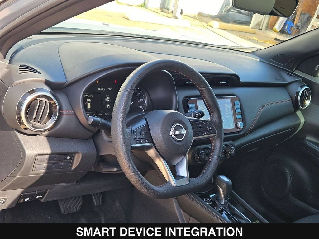 2024 Nissan Kicks SR