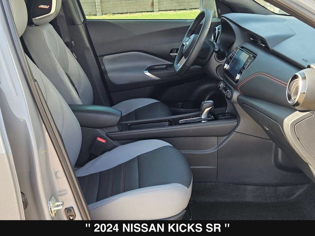 2024 Nissan Kicks SR