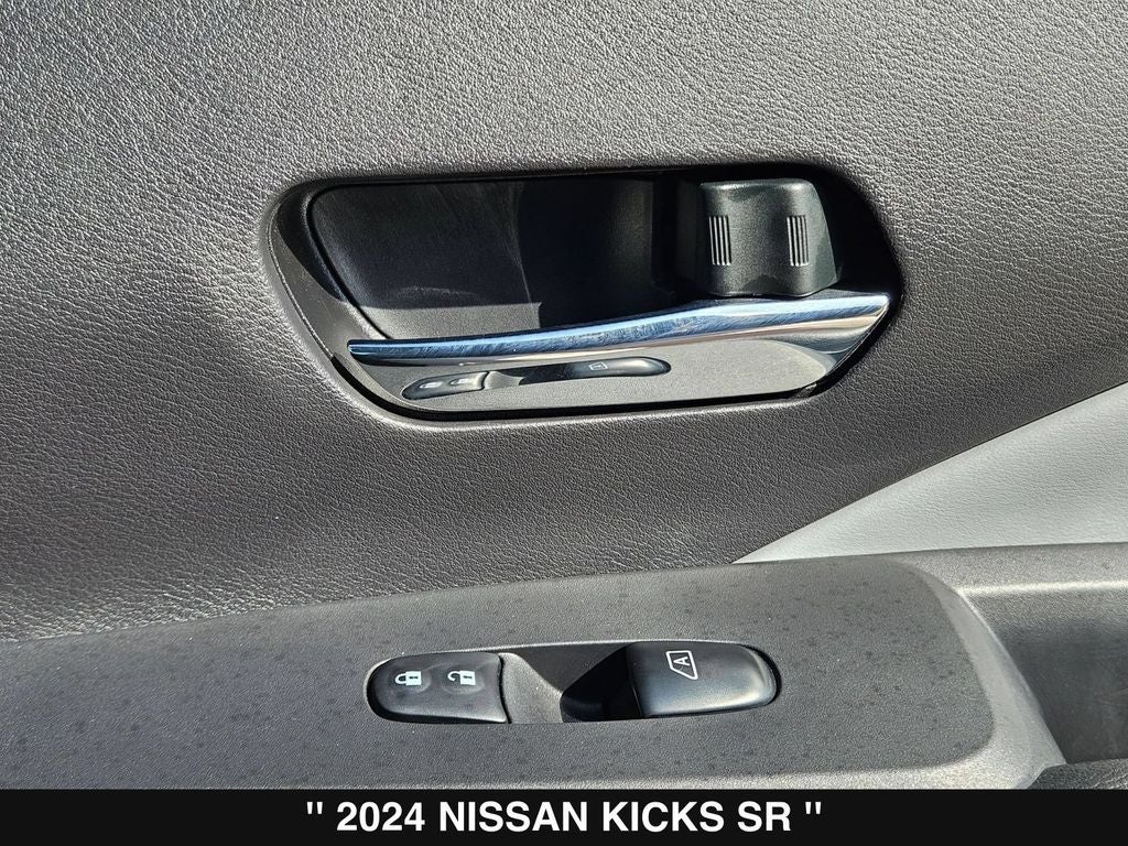 2024 Nissan Kicks SR