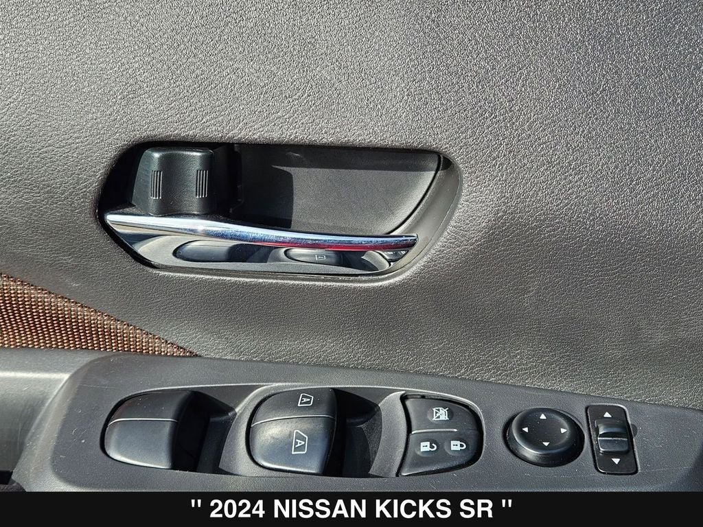 2024 Nissan Kicks SR