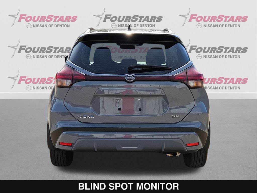 2024 Nissan Kicks SR