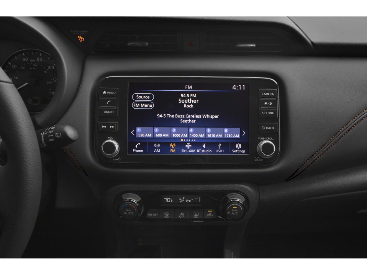 2021 Nissan Kicks SR