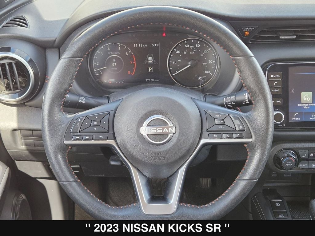 2023 Nissan Kicks SR