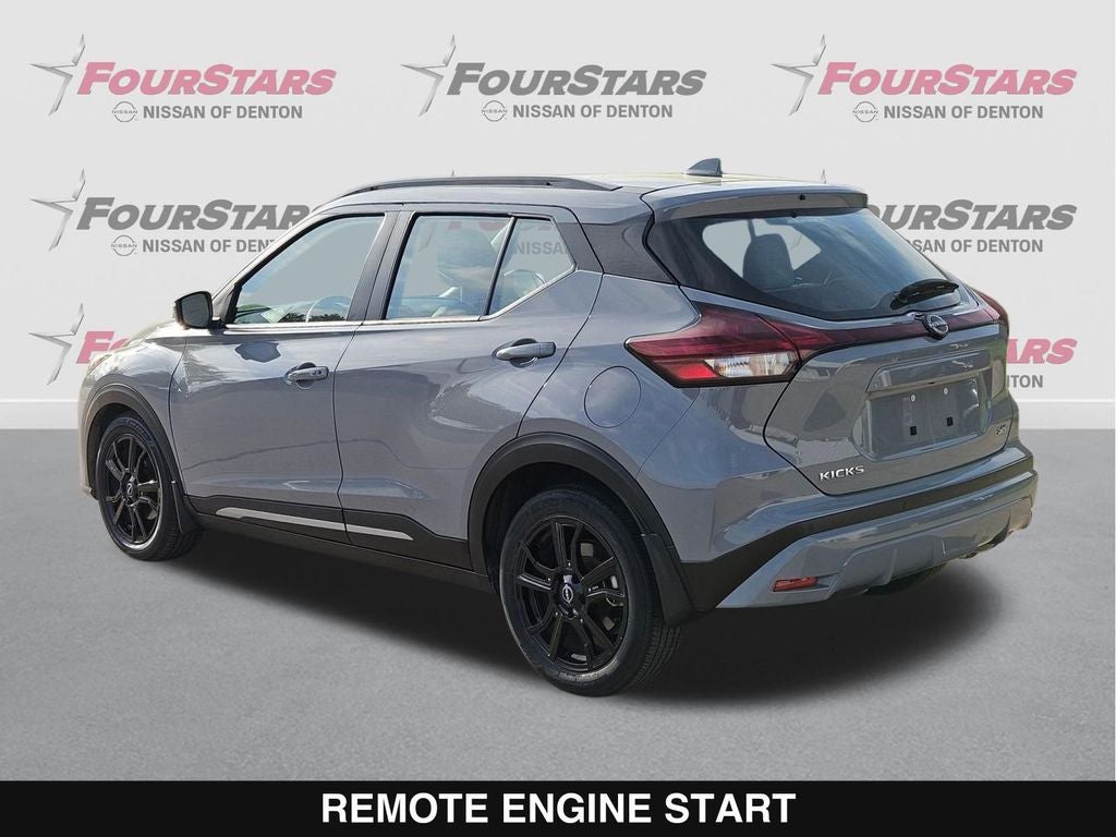 2023 Nissan Kicks SR