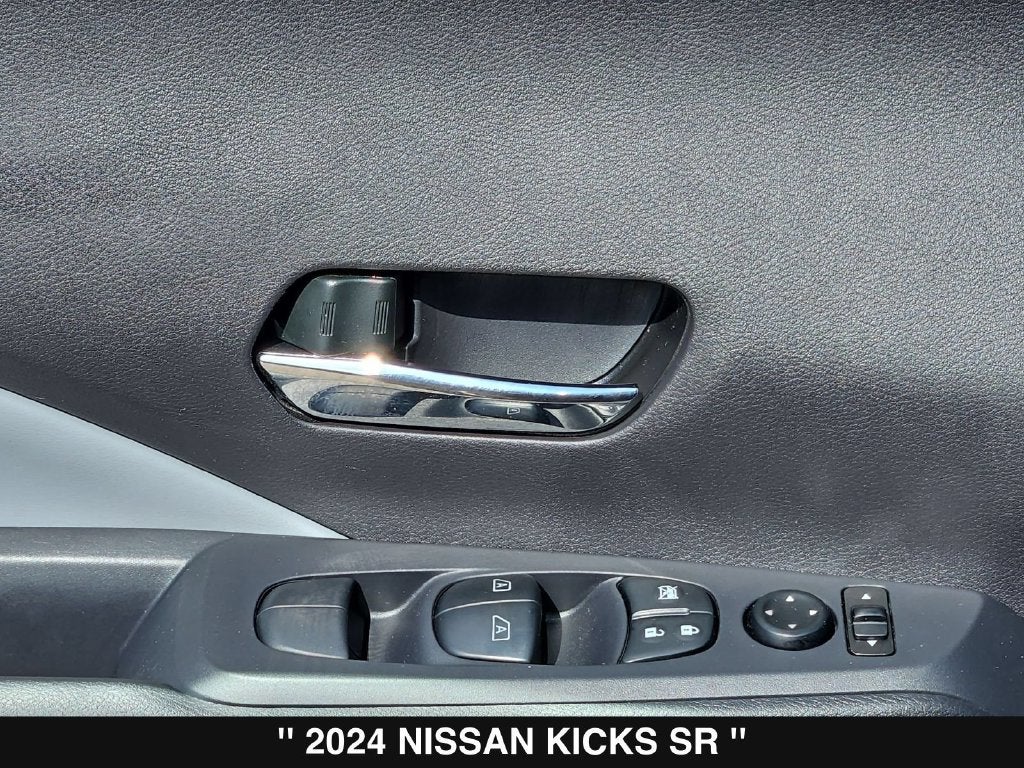 2024 Nissan Kicks SR