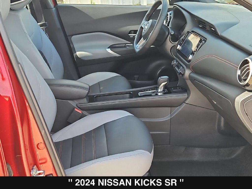 2024 Nissan Kicks SR