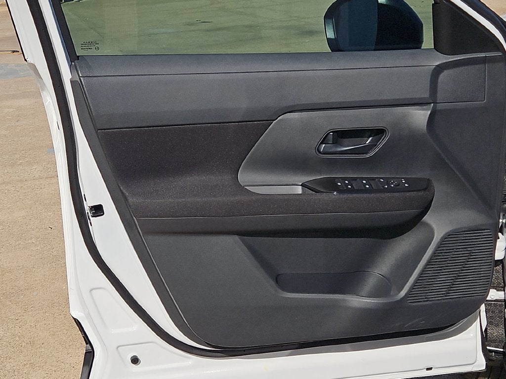 2027 Nissan Kicks S