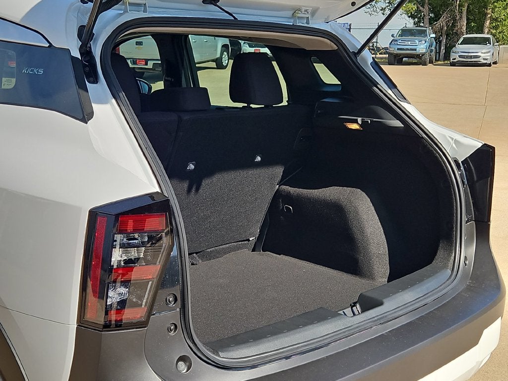 2027 Nissan Kicks S