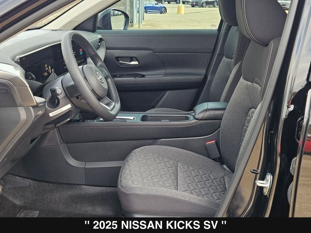 2025 Nissan Kicks SV