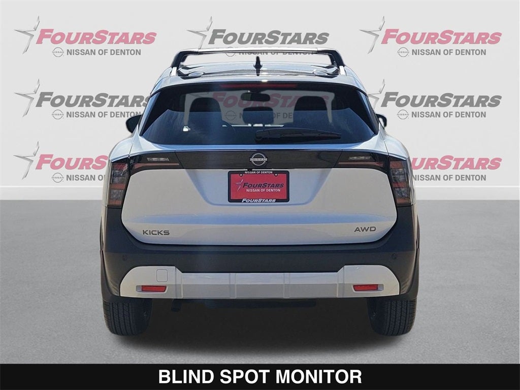 2026 Nissan Kicks SV