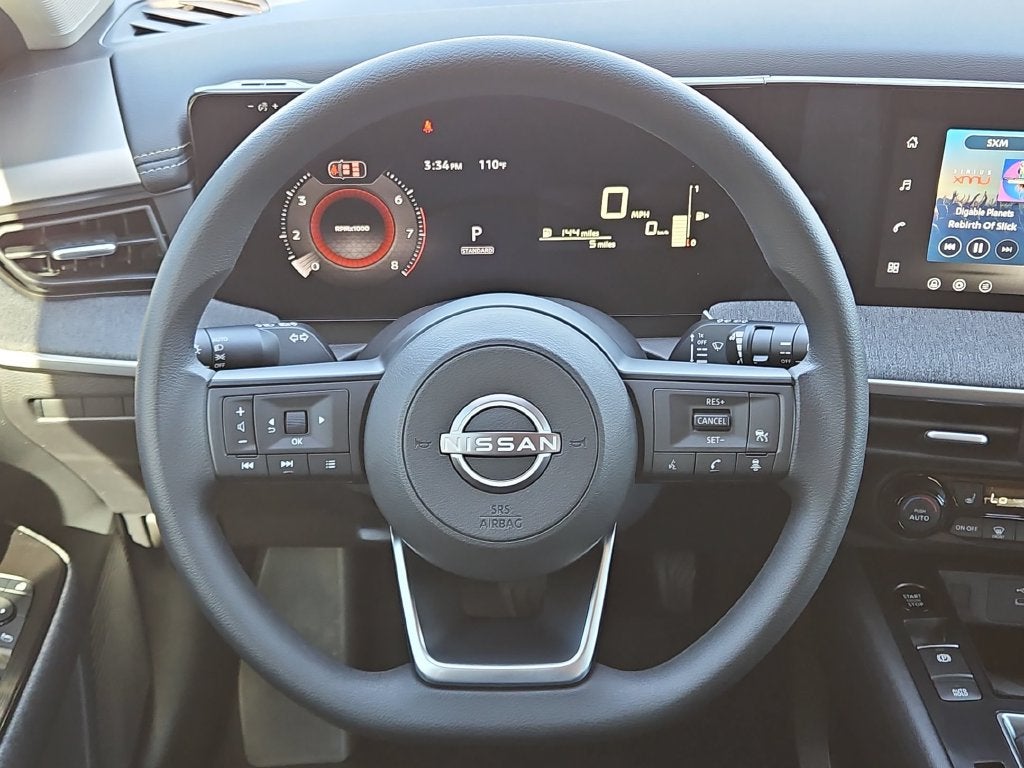 2027 Nissan Kicks SV