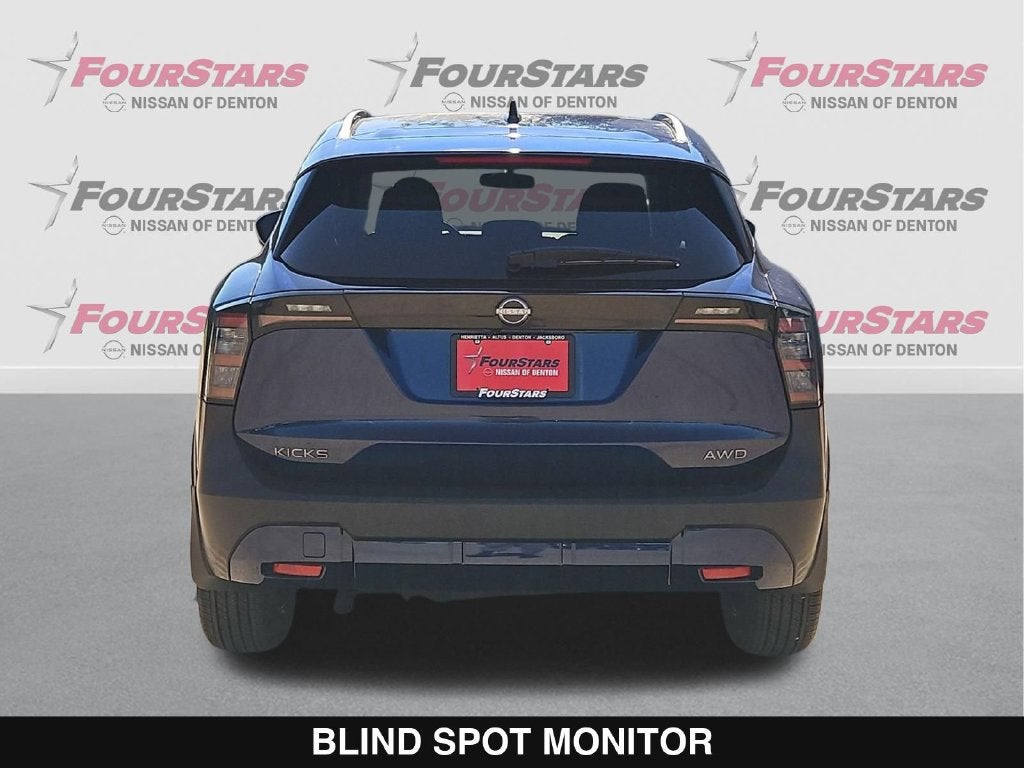 2027 Nissan Kicks SV