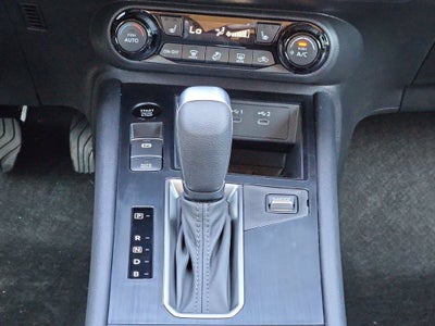 2027 Nissan Kicks SV
