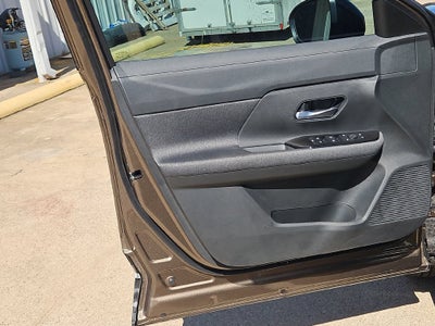 2027 Nissan Kicks SV