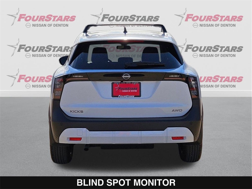 2026 Nissan Kicks SV