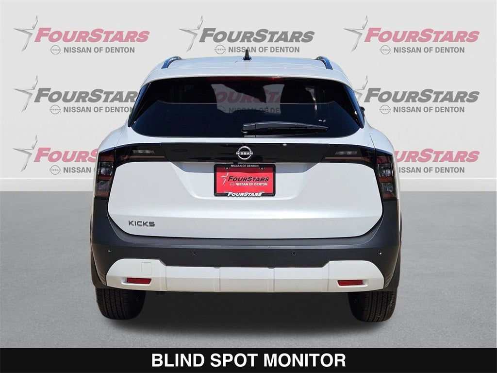 2026 Nissan Kicks SV