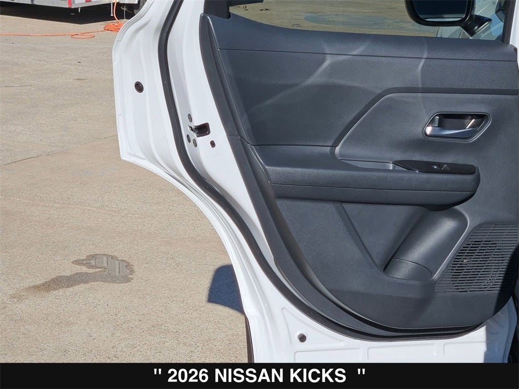 2026 Nissan Kicks SV