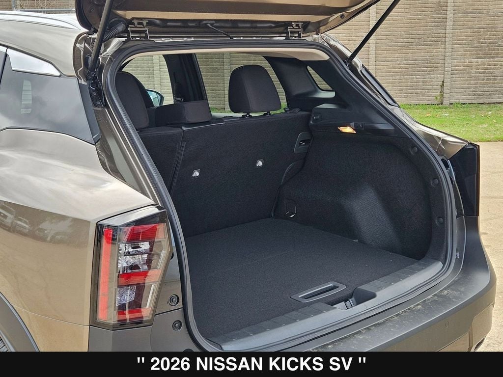 2026 Nissan Kicks SV