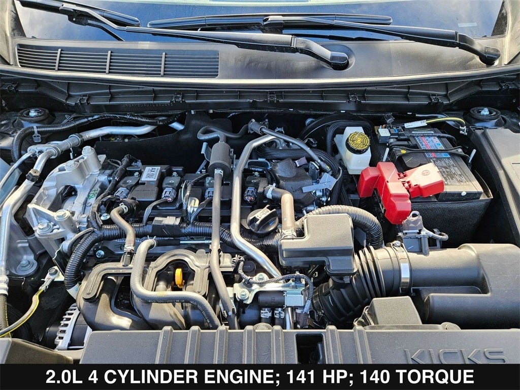 2026 Nissan Kicks SR