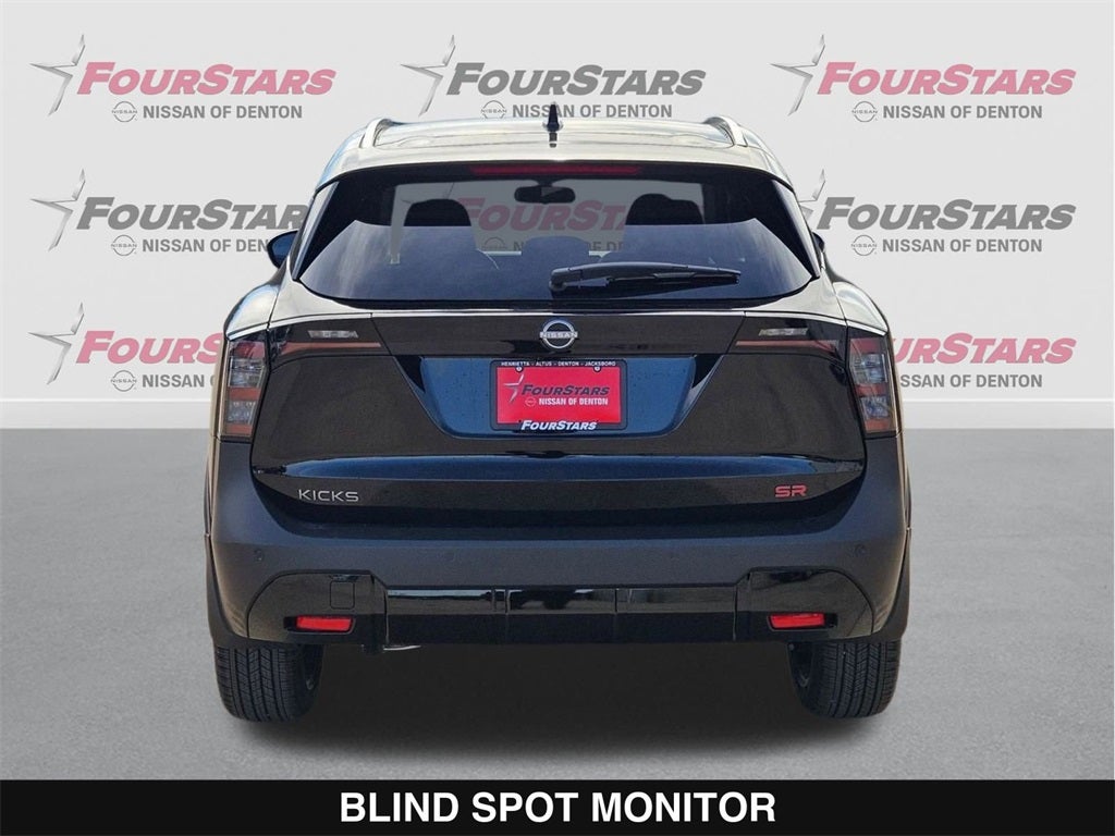 2026 Nissan Kicks SR