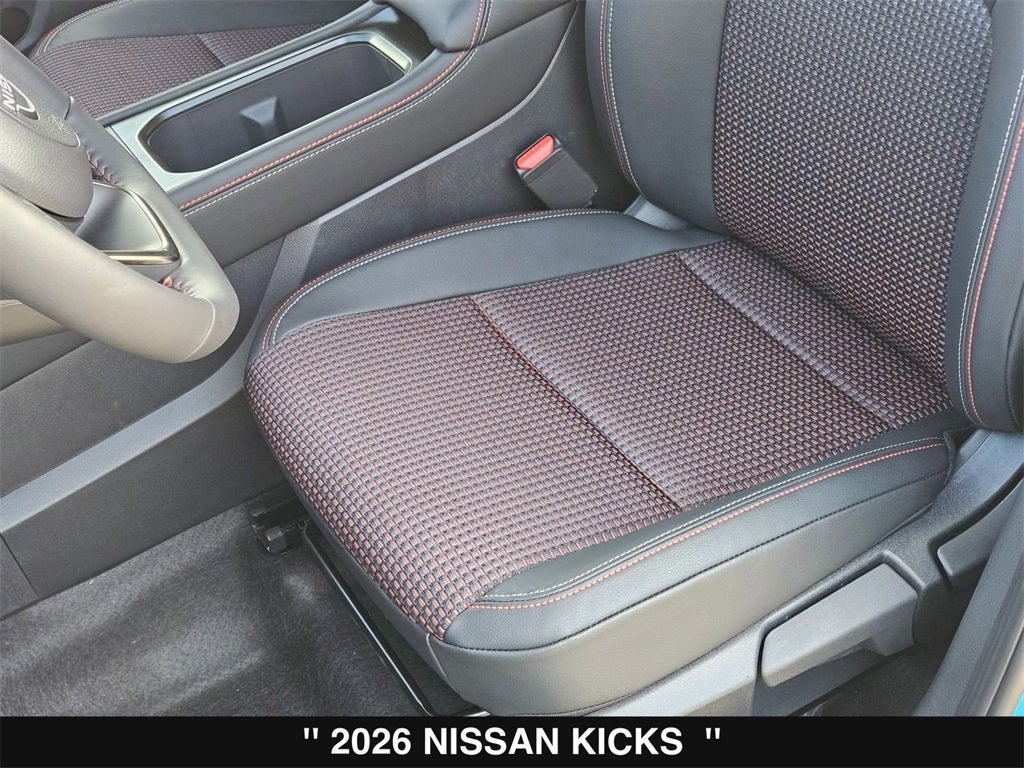 2026 Nissan Kicks SR