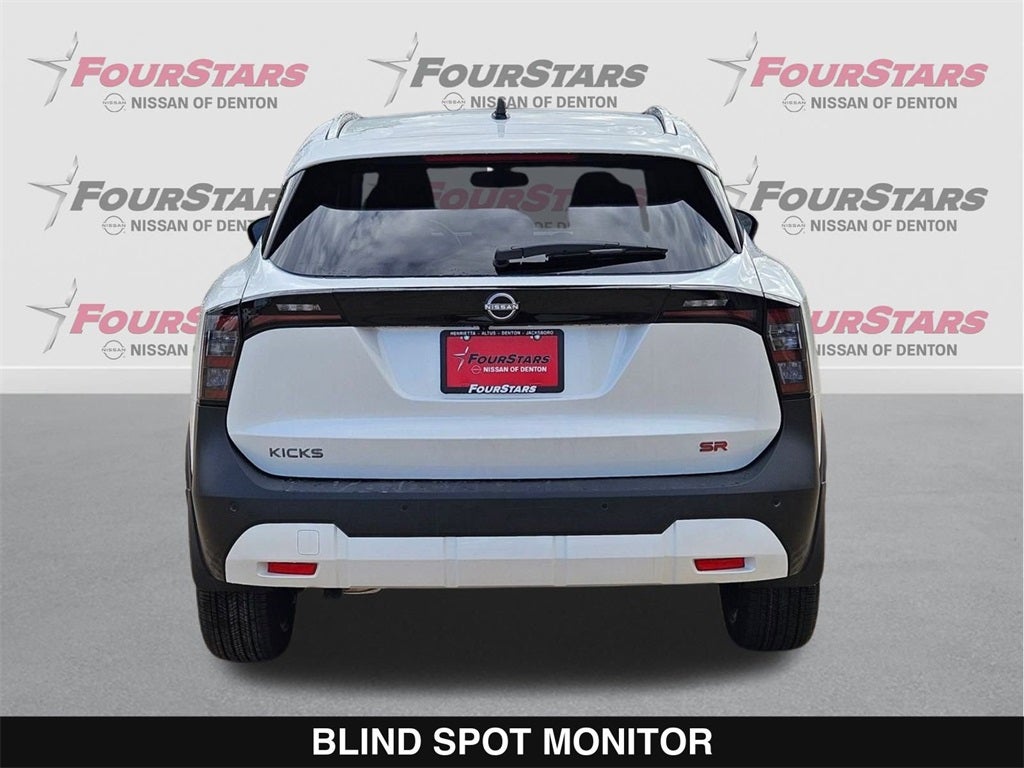 2026 Nissan Kicks SR