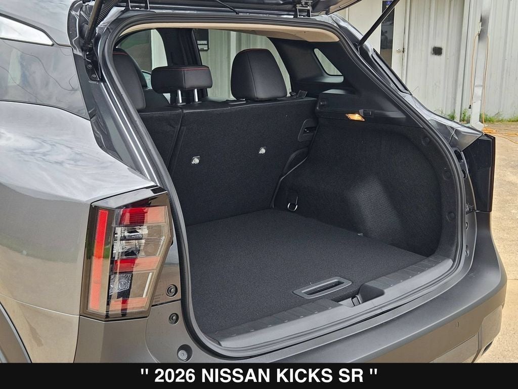 2026 Nissan Kicks SR