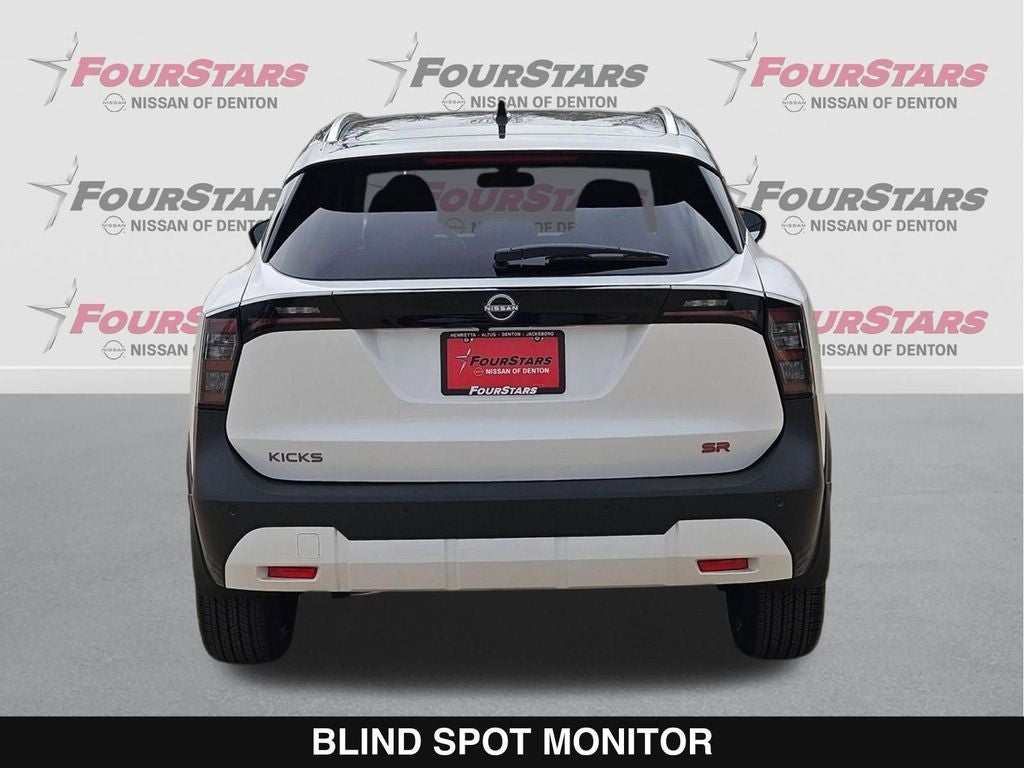 2026 Nissan Kicks SR