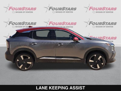 2025 Nissan Kicks SR