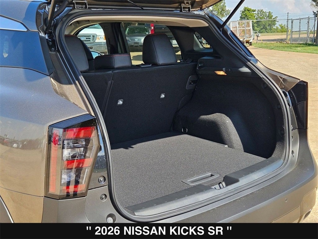 2026 Nissan Kicks SR