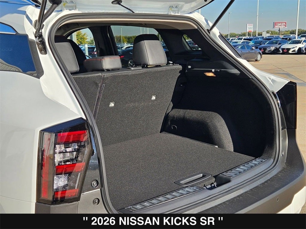 2026 Nissan Kicks SR