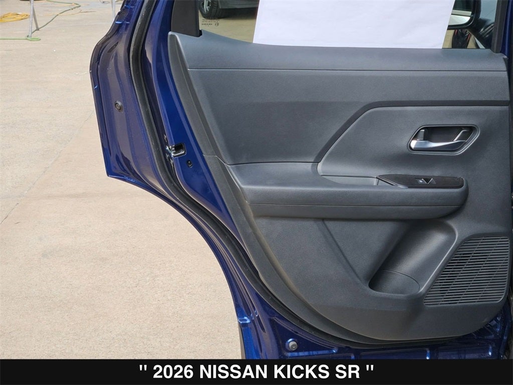 2026 Nissan Kicks SR