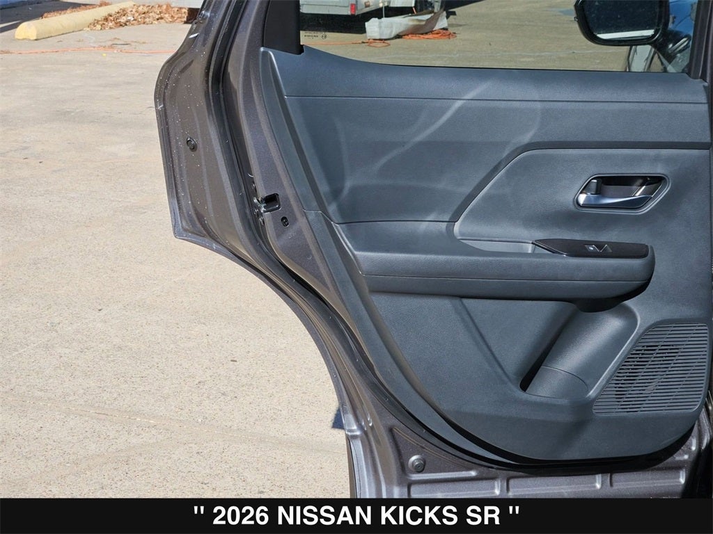 2026 Nissan Kicks SR