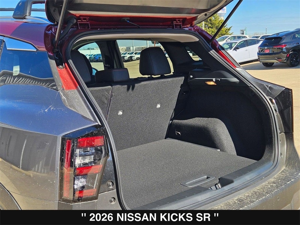 2026 Nissan Kicks SR