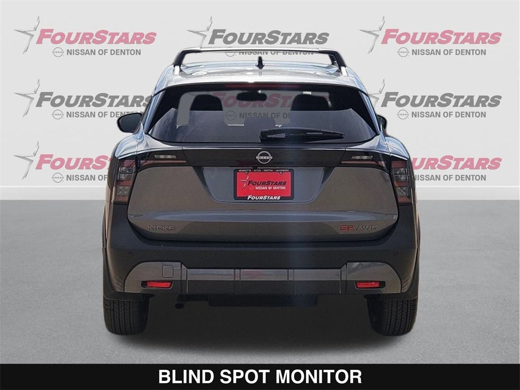 2026 Nissan Kicks SR