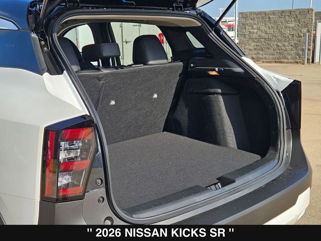 2026 Nissan Kicks SR