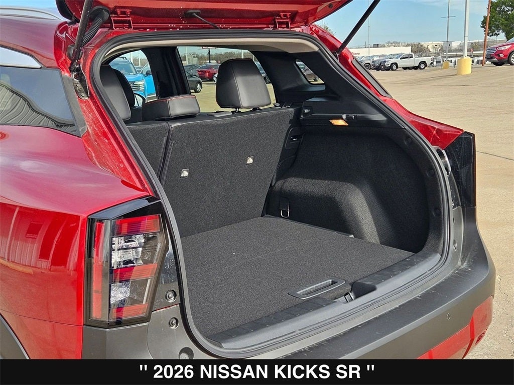 2026 Nissan Kicks SR