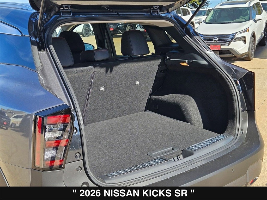 2026 Nissan Kicks SR