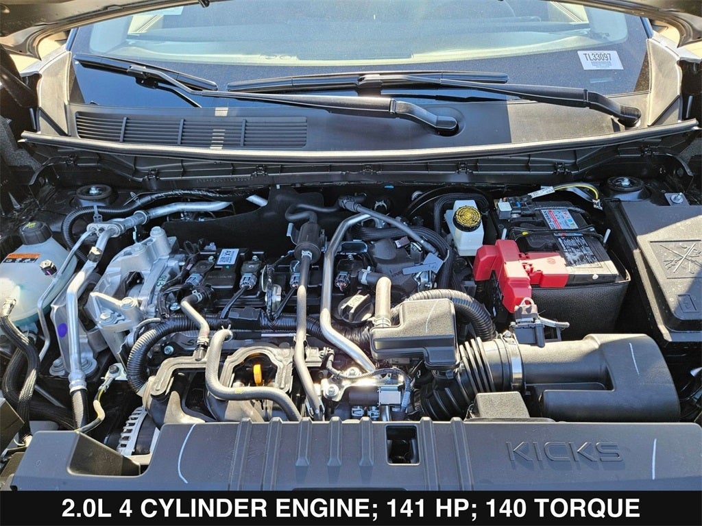 2026 Nissan Kicks SR