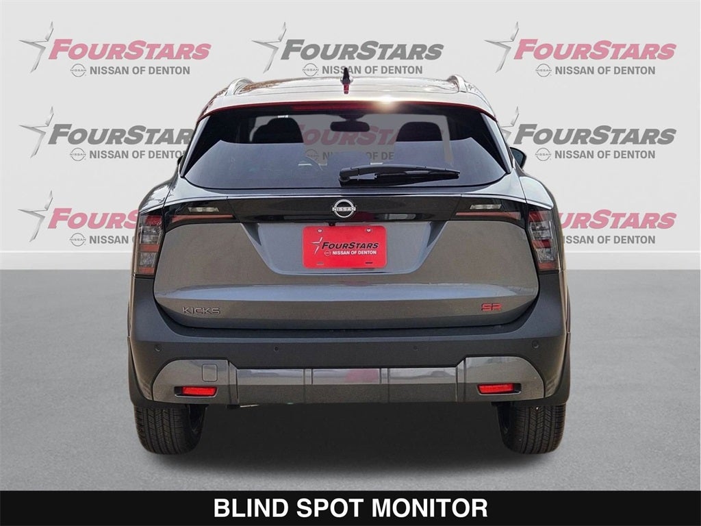 2026 Nissan Kicks SR